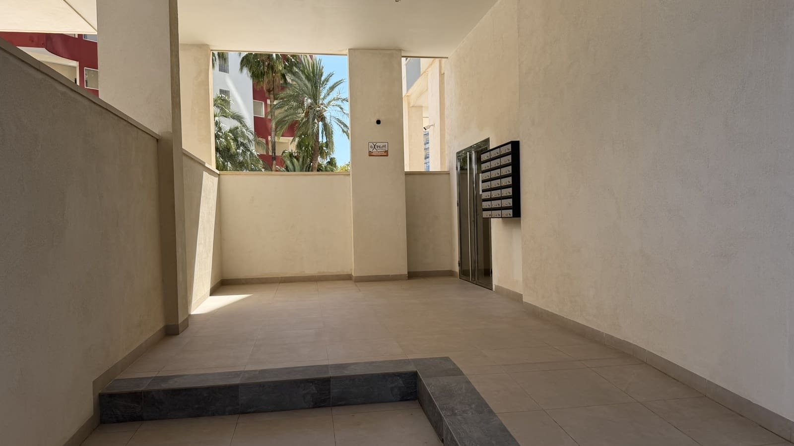 2 Zimmer Apartment zu verkaufen in Calpe / Calp mit Pool - 465.000 € (Ref: 9852286)