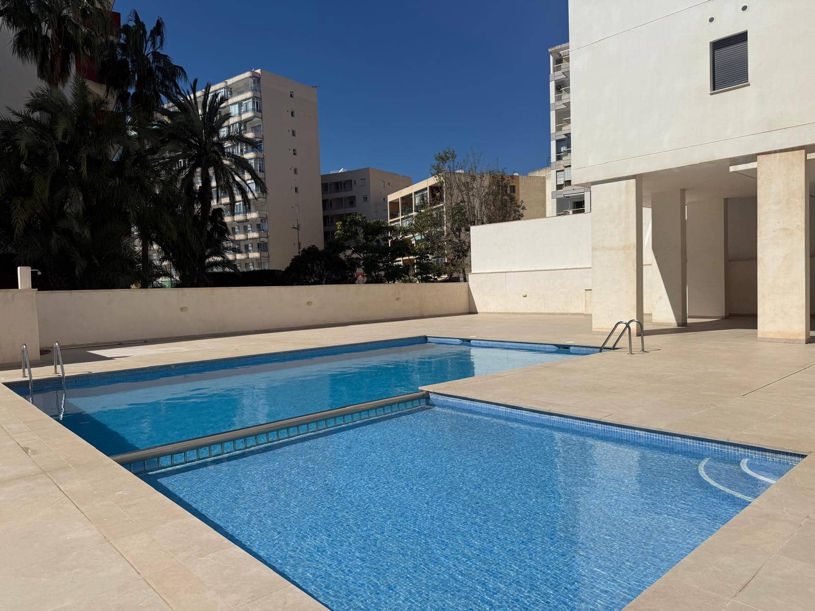 2 Zimmer Apartment zu verkaufen in Calpe / Calp mit Pool - 465.000 € (Ref: 9852286)