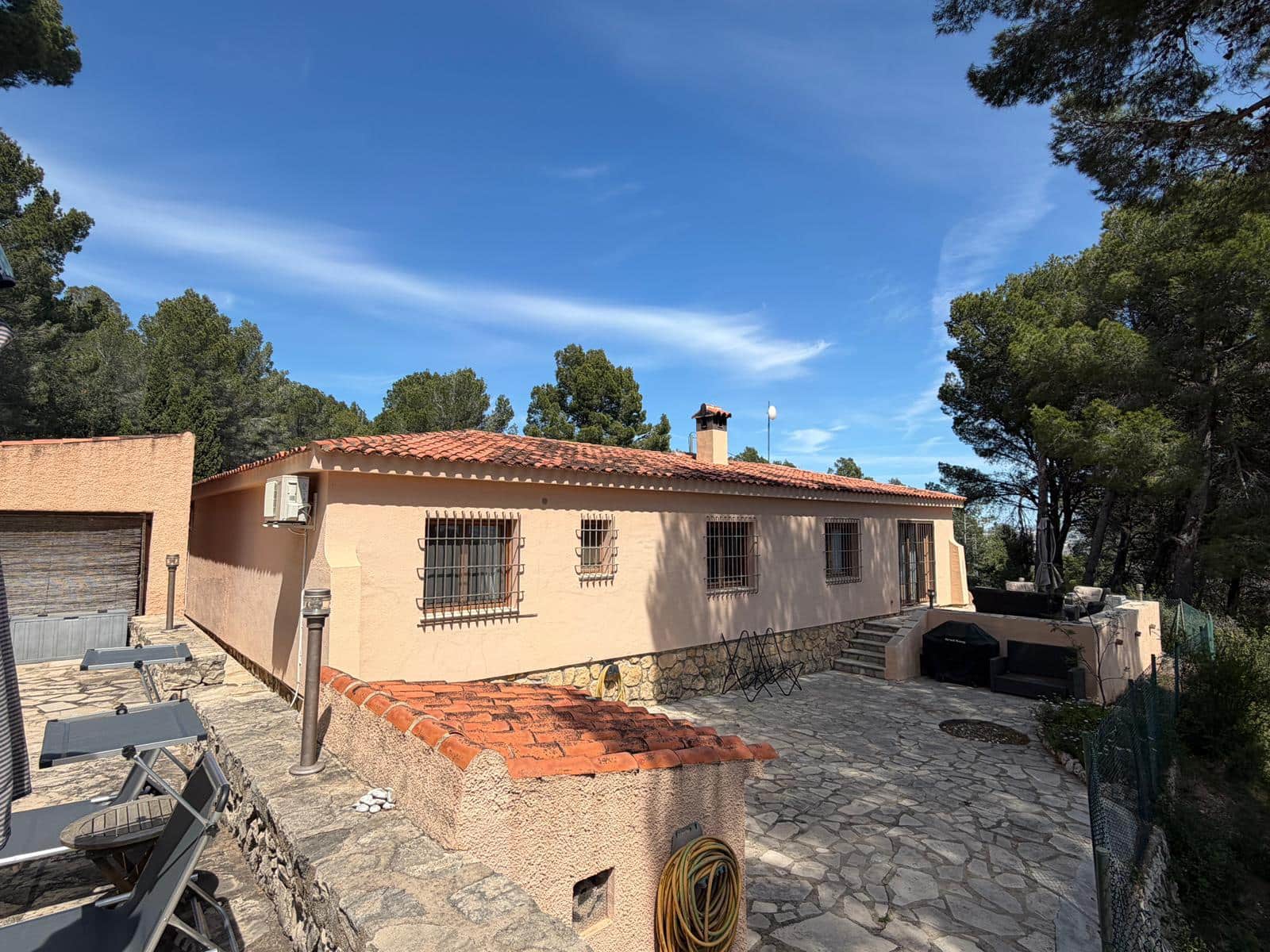 3 bedroom Villa for sale in Calpe / Calp with pool garage - € 585,000 (Ref: 9852298)