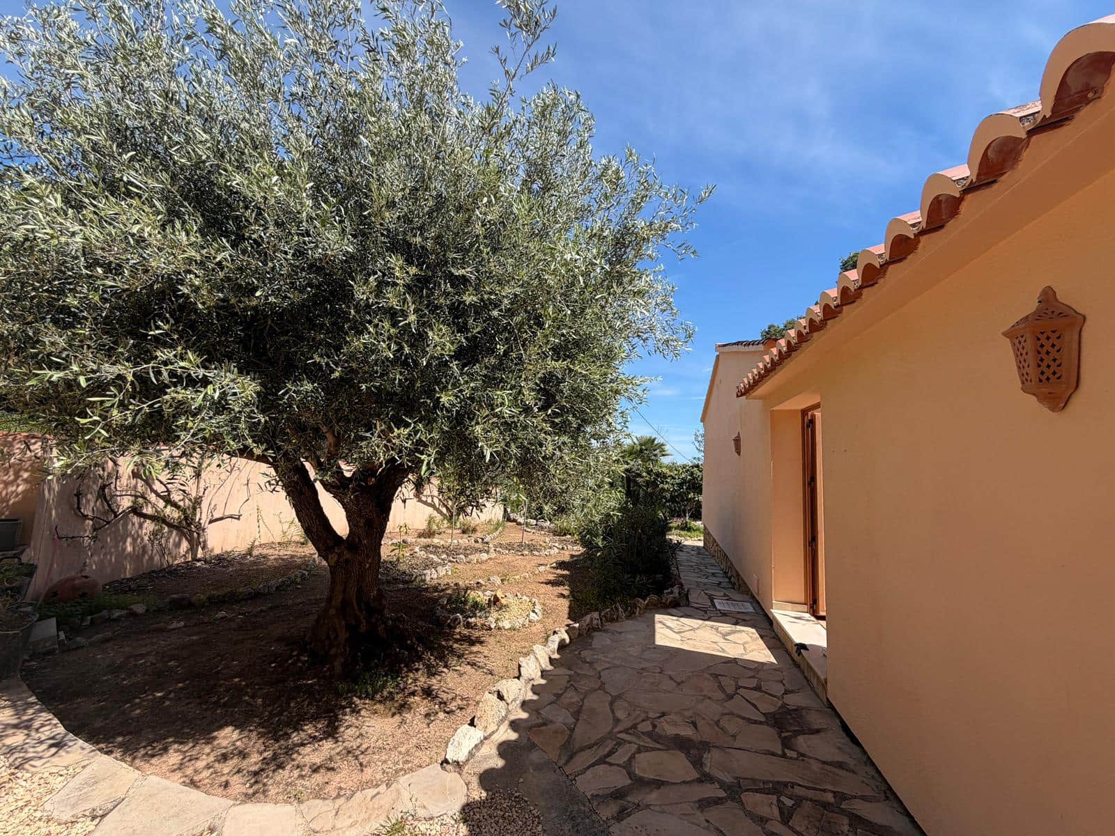 3 bedroom Villa for sale in Calpe / Calp with pool garage - € 585,000 (Ref: 9852298)