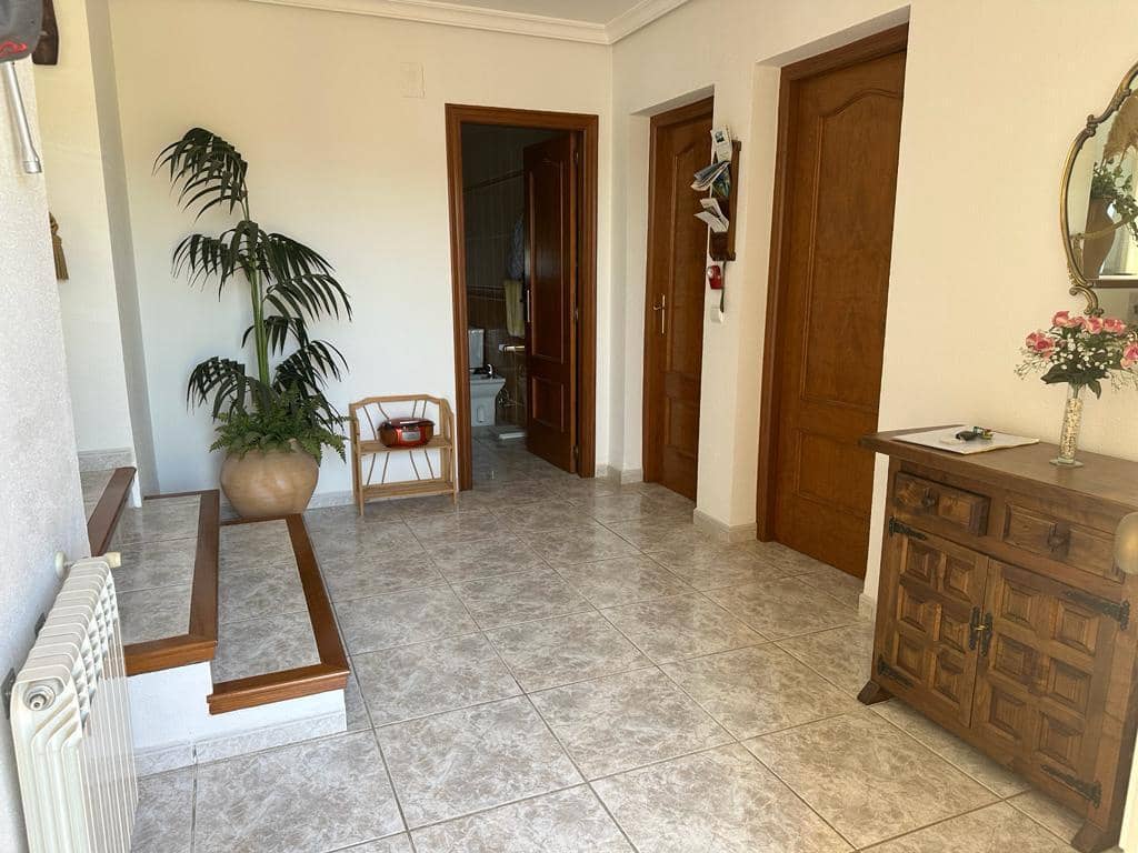 3 chambre Villa/Maison à vendre à Calpe / Calp avec piscine garage - 650 000 € (Ref: 9852335)