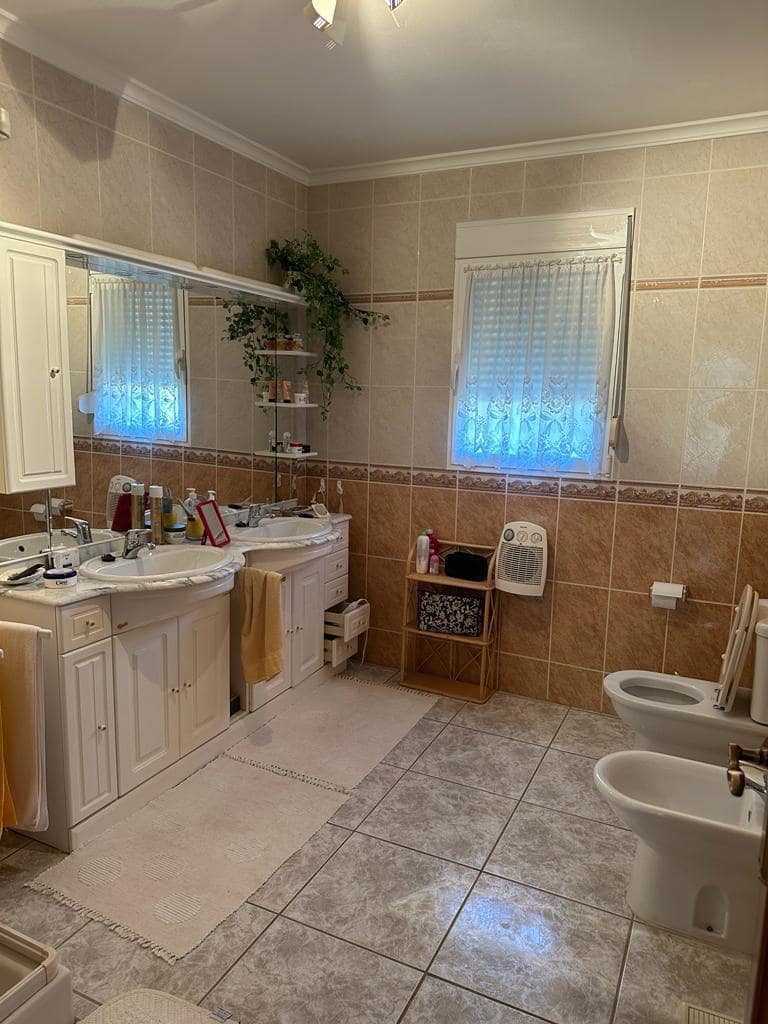 3 chambre Villa/Maison à vendre à Calpe / Calp avec piscine garage - 650 000 € (Ref: 9852335)