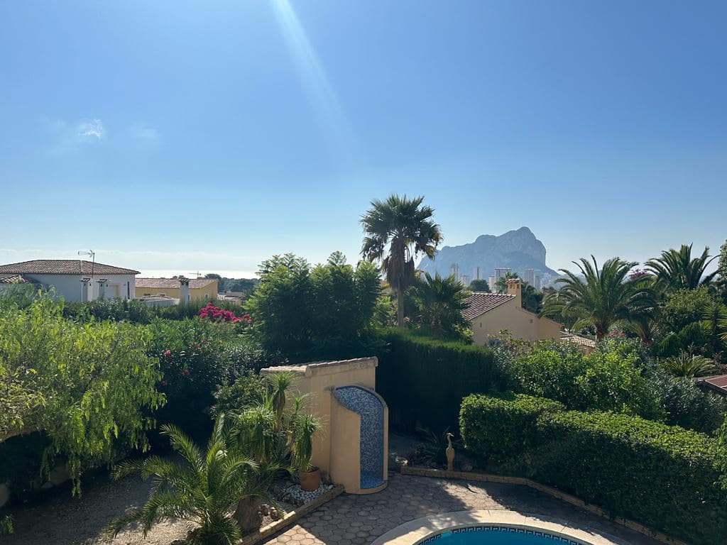 3 chambre Villa/Maison à vendre à Calpe / Calp avec piscine garage - 650 000 € (Ref: 9852335)