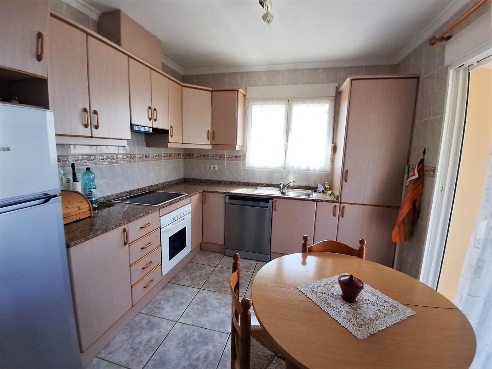 3 chambre Villa/Maison à vendre à Calpe / Calp avec piscine garage - 650 000 € (Ref: 9852335)