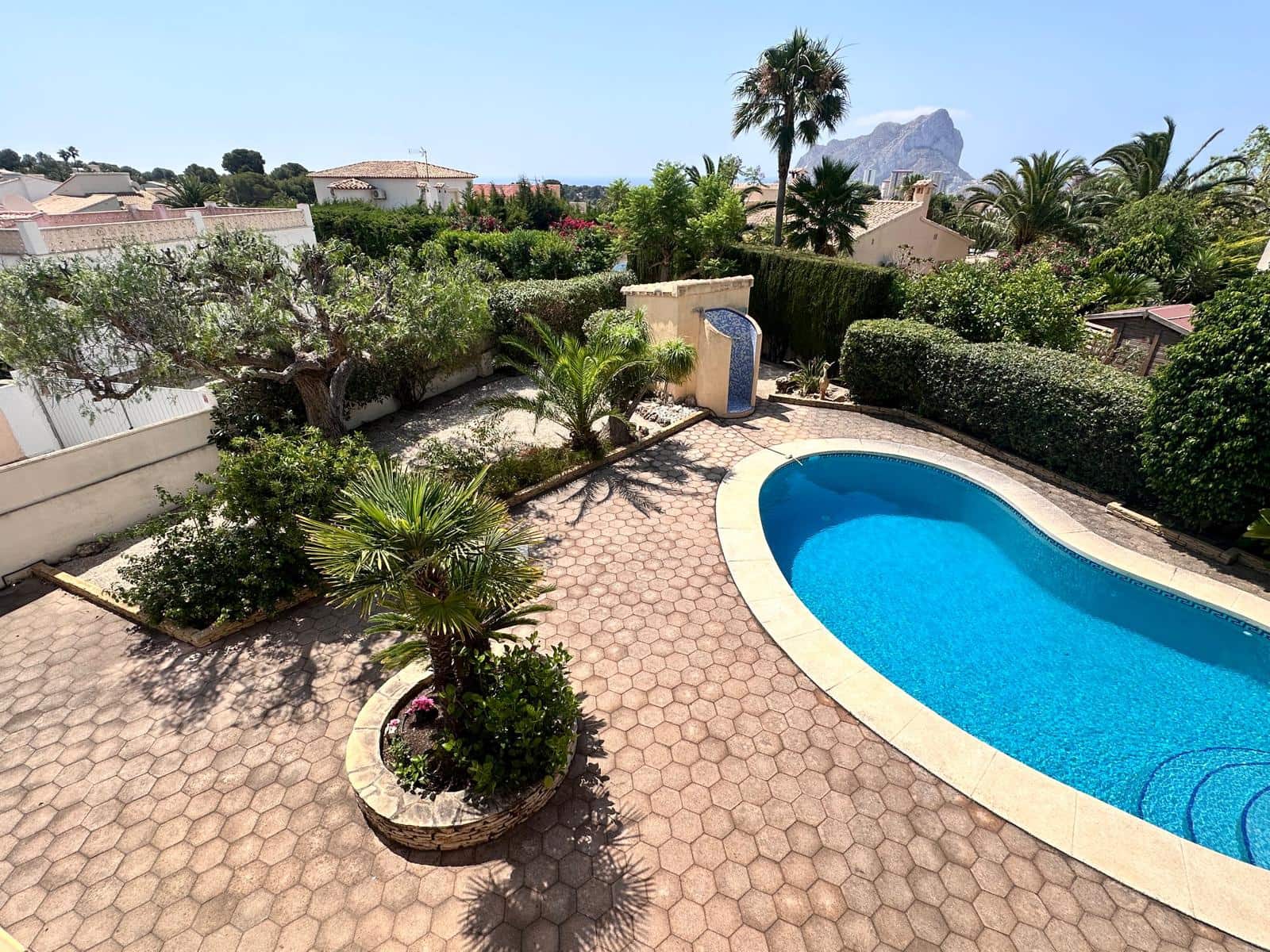 3 chambre Villa/Maison à vendre à Calpe / Calp avec piscine garage - 650 000 € (Ref: 9852335)