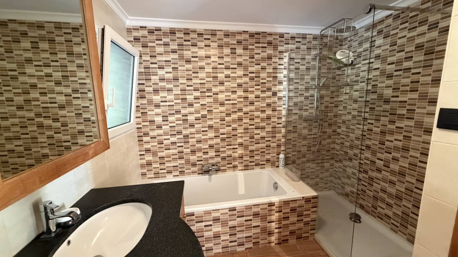 4 soverom Hus til salgs i Calpe / Calp med svømmebasseng garasje - € 745 000 (Ref: 9853019)