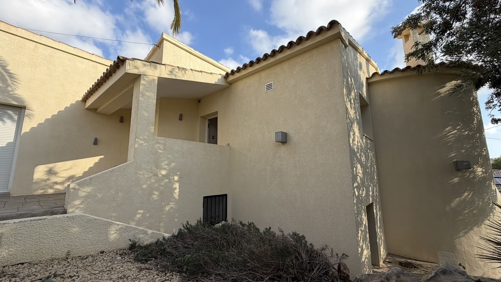 4 soverom Hus til salgs i Calpe / Calp med svømmebasseng garasje - € 745 000 (Ref: 9853019)