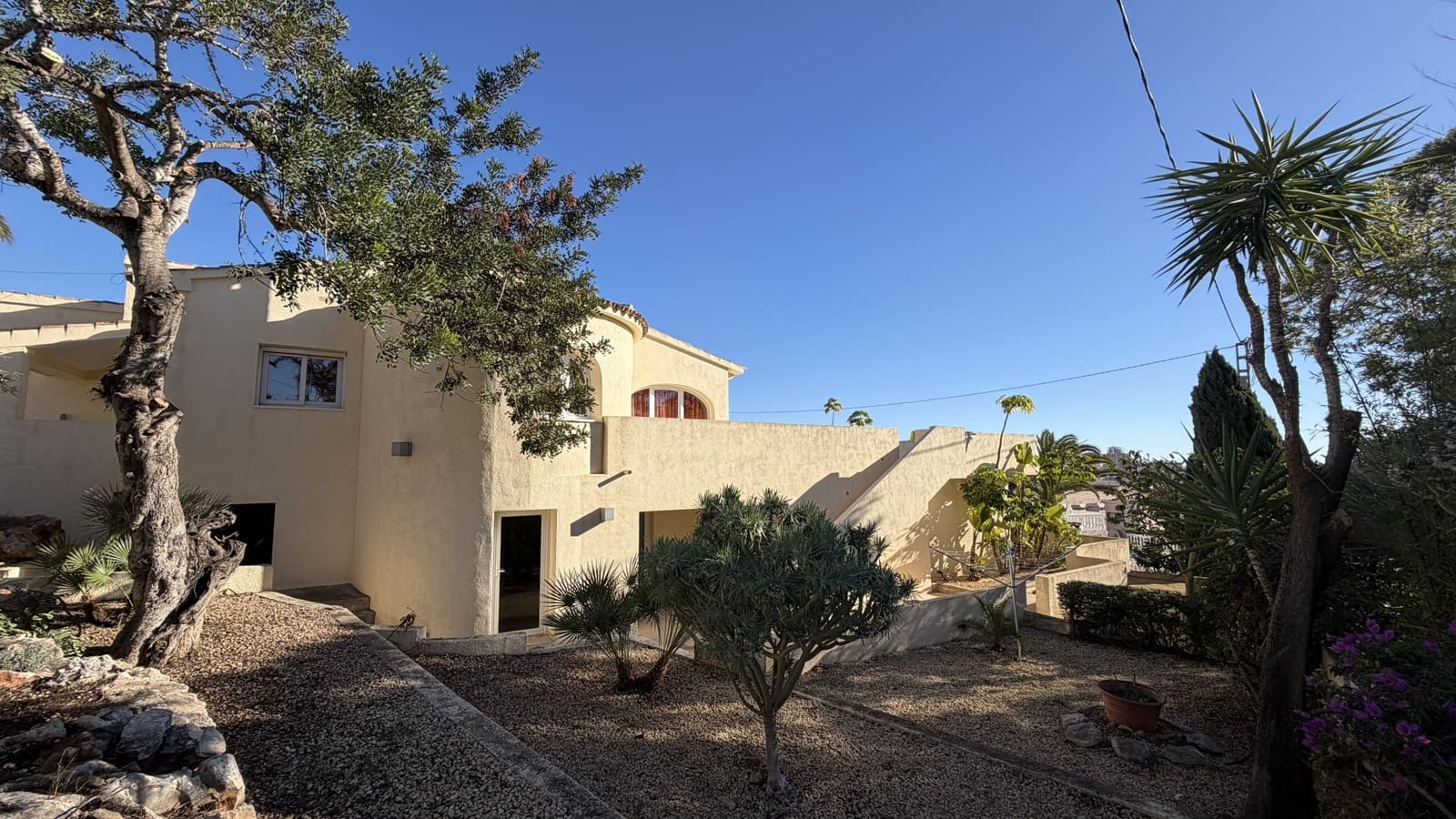 4 soverom Hus til salgs i Calpe / Calp med svømmebasseng garasje - € 745 000 (Ref: 9853019)