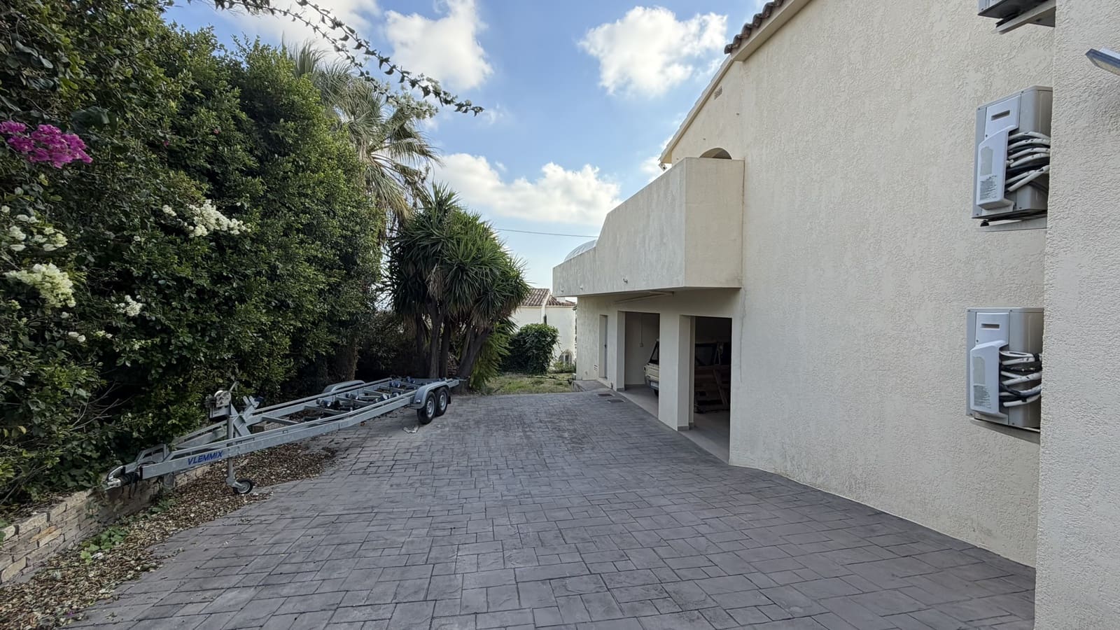 4 soverom Hus til salgs i Calpe / Calp med svømmebasseng garasje - € 745 000 (Ref: 9853019)