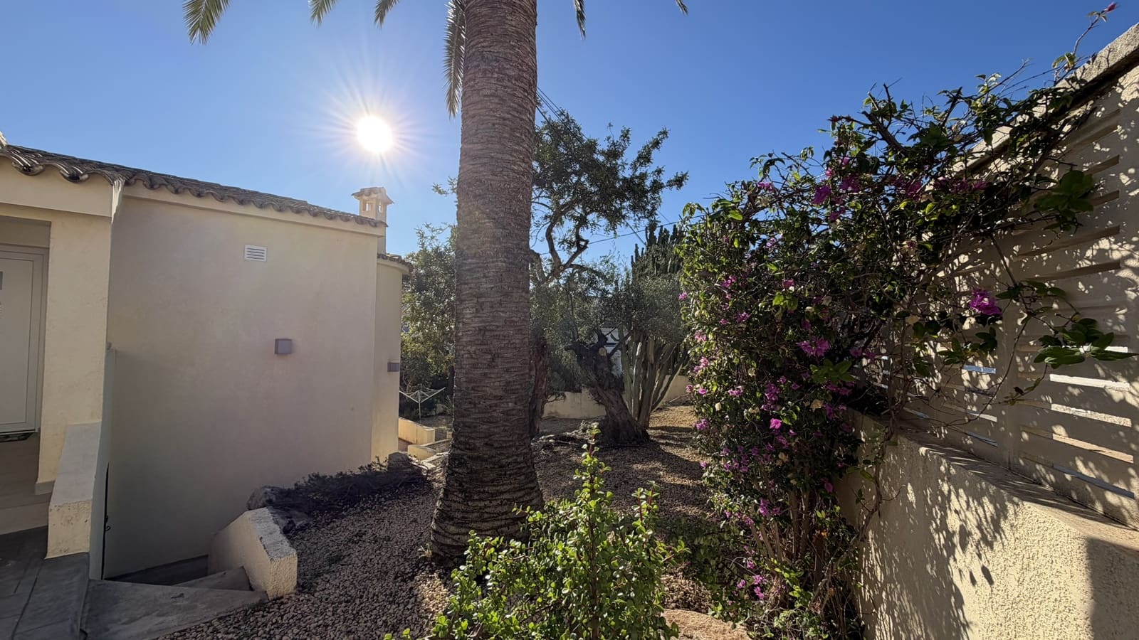 4 soverom Hus til salgs i Calpe / Calp med svømmebasseng garasje - € 745 000 (Ref: 9853019)
