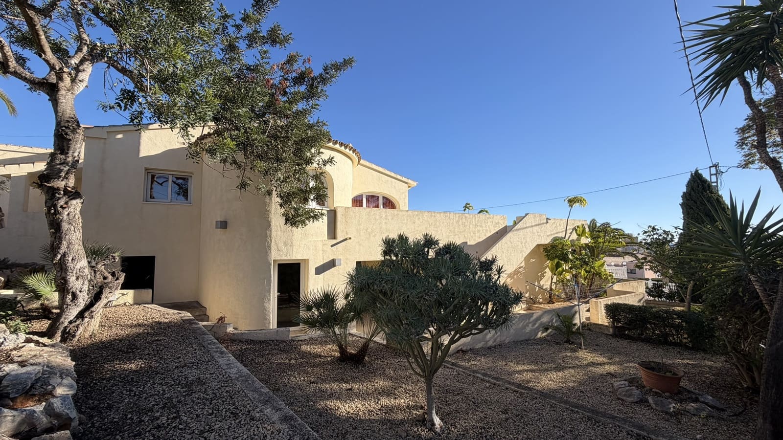 4 soverom Hus til salgs i Calpe / Calp med svømmebasseng garasje - € 745 000 (Ref: 9853019)