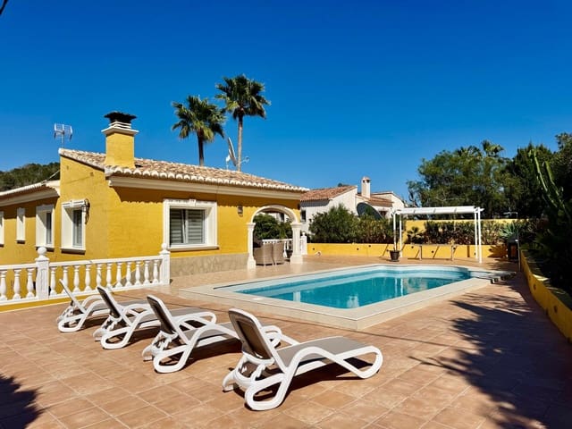 4 quarto Moradia para venda em Cometa - Carrió, Calpe / Calp com piscina garagem - 595 000 € (Ref: 9854327)