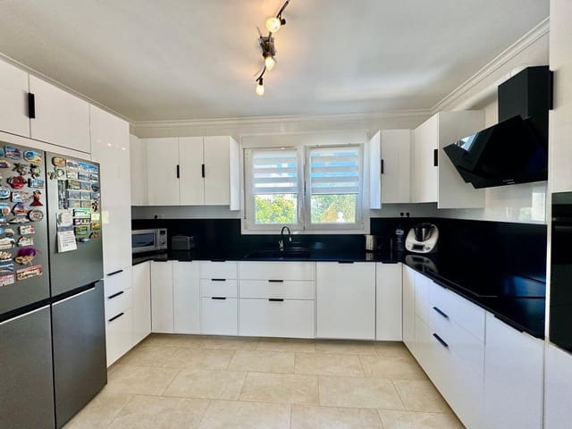 4 quarto Moradia para venda em Cometa - Carrió, Calpe / Calp com piscina garagem - 595 000 € (Ref: 9854327)