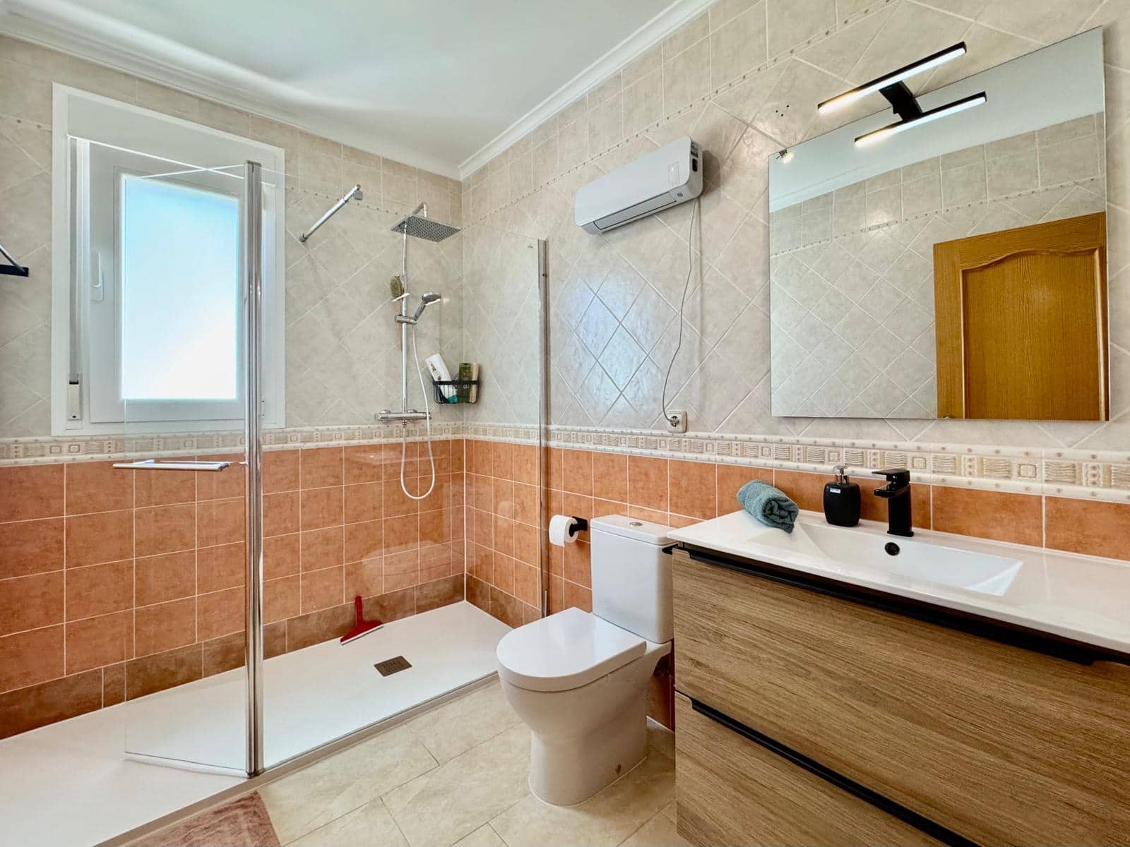 4 Zimmer Villa zu verkaufen in Calpe / Calp mit Pool Garage - 595.000 € (Ref: 9854327)