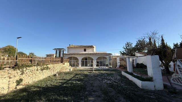 3 bedroom Finca/Country House for sale in Gargasindi, Calpe / Calp with garage - € 395,000 (Ref: 9854330)