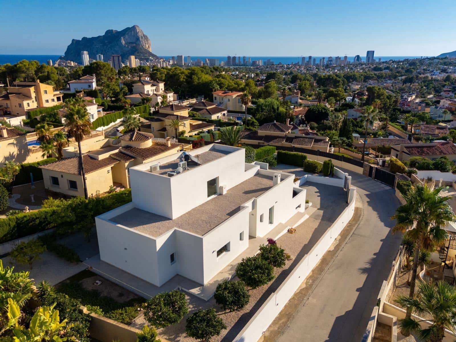4 sovrum Hus till salu i Calpe / Calp med pool garage - 1 380 000 € (Ref: 9854334)