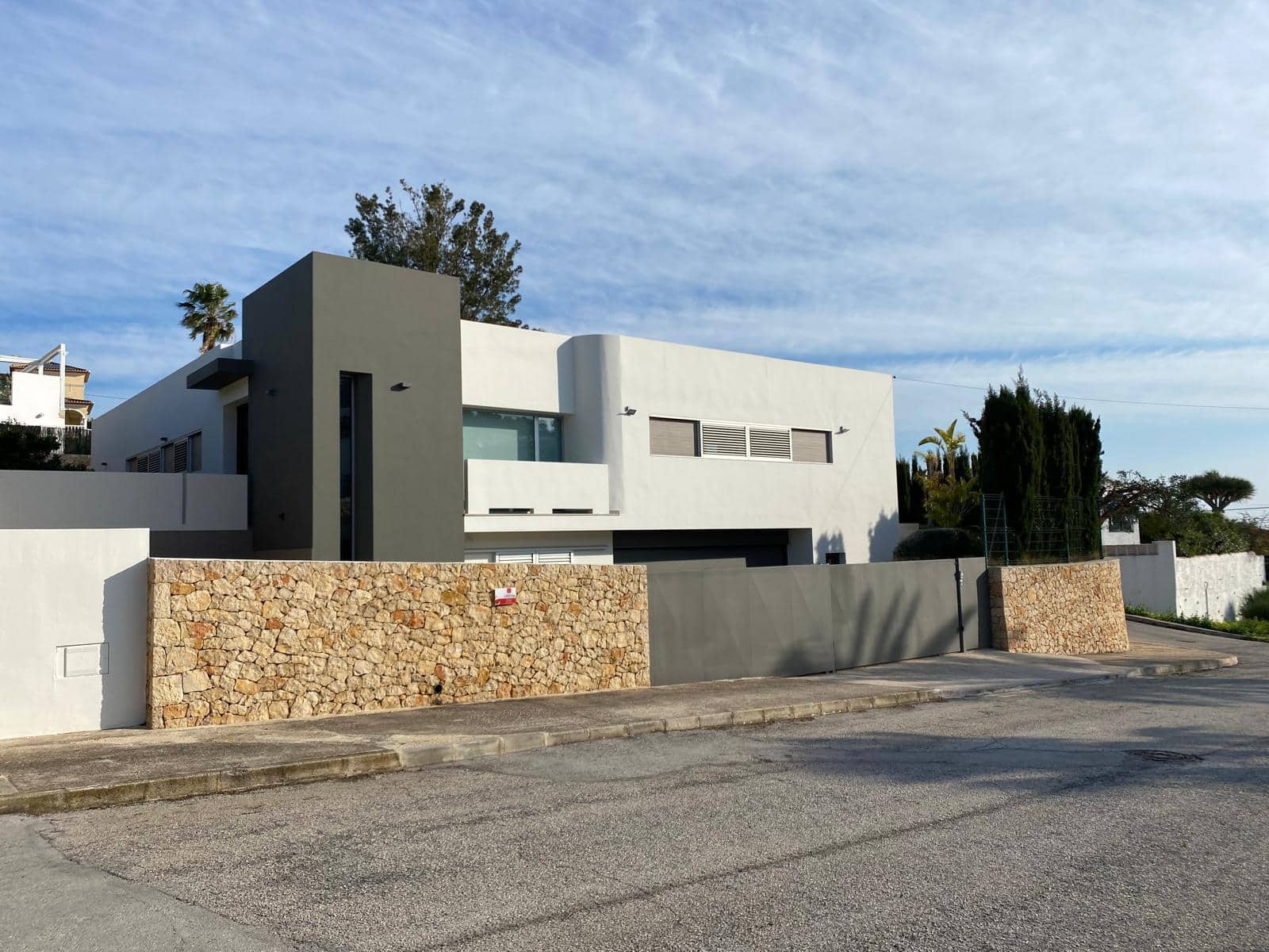 4 sovrum Hus till salu i Calpe / Calp med pool garage - 1 250 000 € (Ref: 9854336)