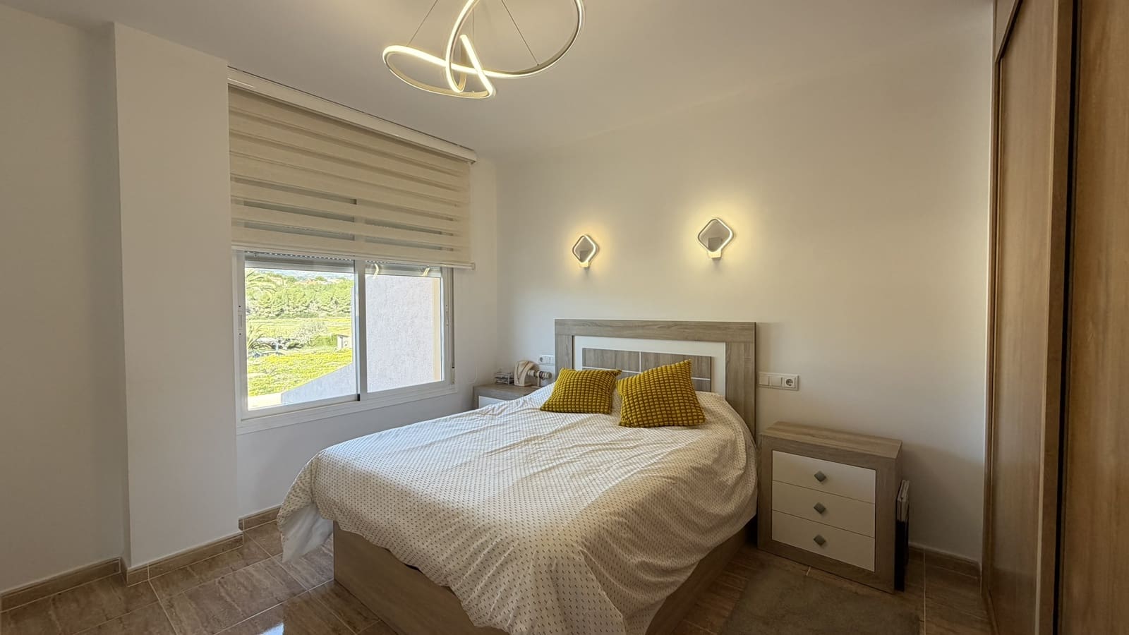 4 soveværelse Rækkehus til salg i Calpe / Calp med swimmingpool garage - € 550.000 (Ref: 9854341)