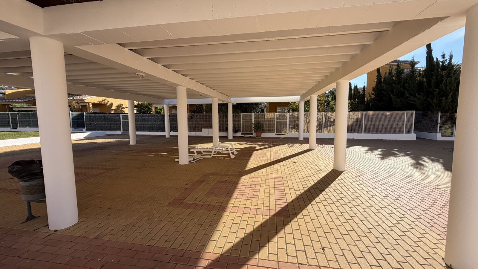 4 soveværelse Rækkehus til salg i Calpe / Calp med swimmingpool garage - € 550.000 (Ref: 9854341)