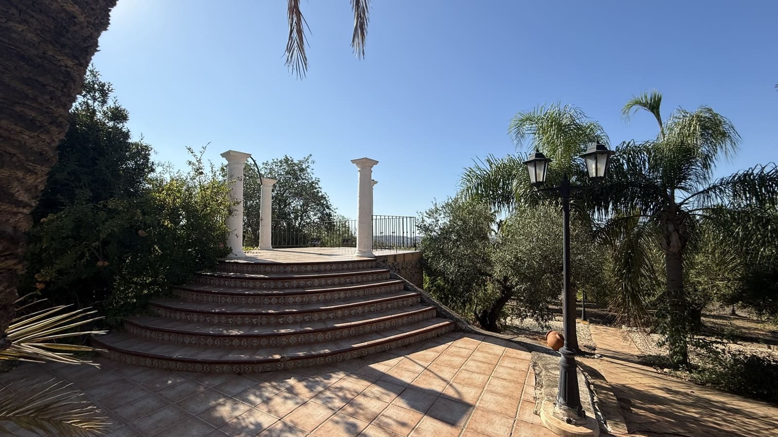 10 sovrum Hus till salu i Benissa med pool garage - 1 350 000 € (Ref: 9854342)