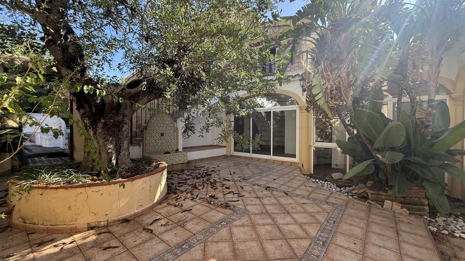 10 sovrum Hus till salu i Benissa med pool garage - 1 350 000 € (Ref: 9854342)