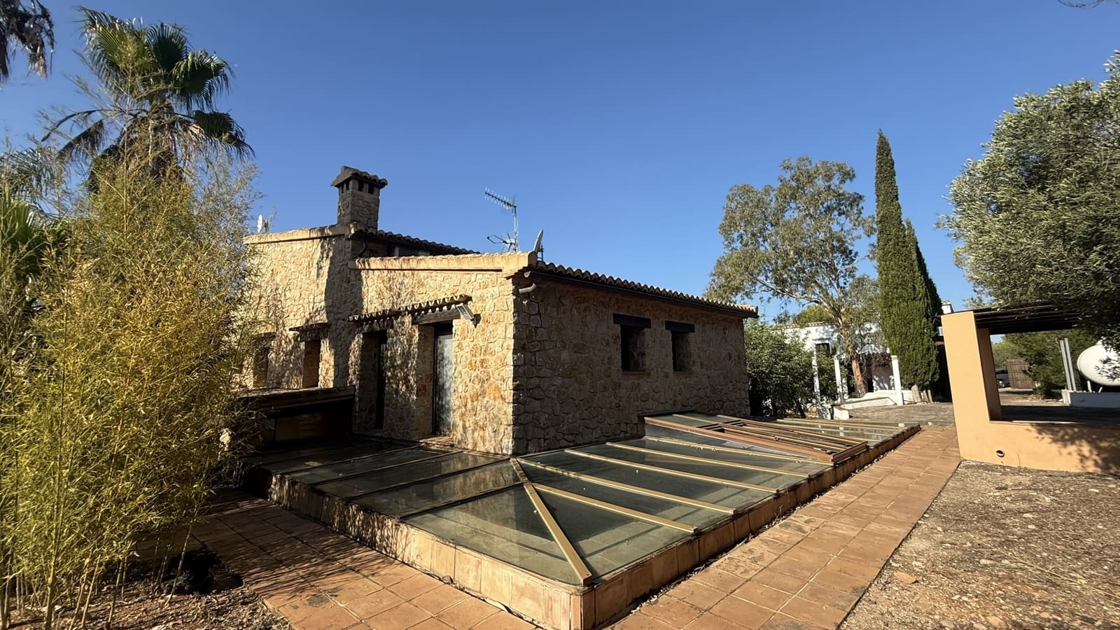 10 sovrum Hus till salu i Benissa med pool garage - 1 350 000 € (Ref: 9854342)