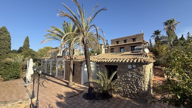10 camera da letto Casa in vendita in Benissa con piscina garage - 1.350.000 € (Rif: 9854342)