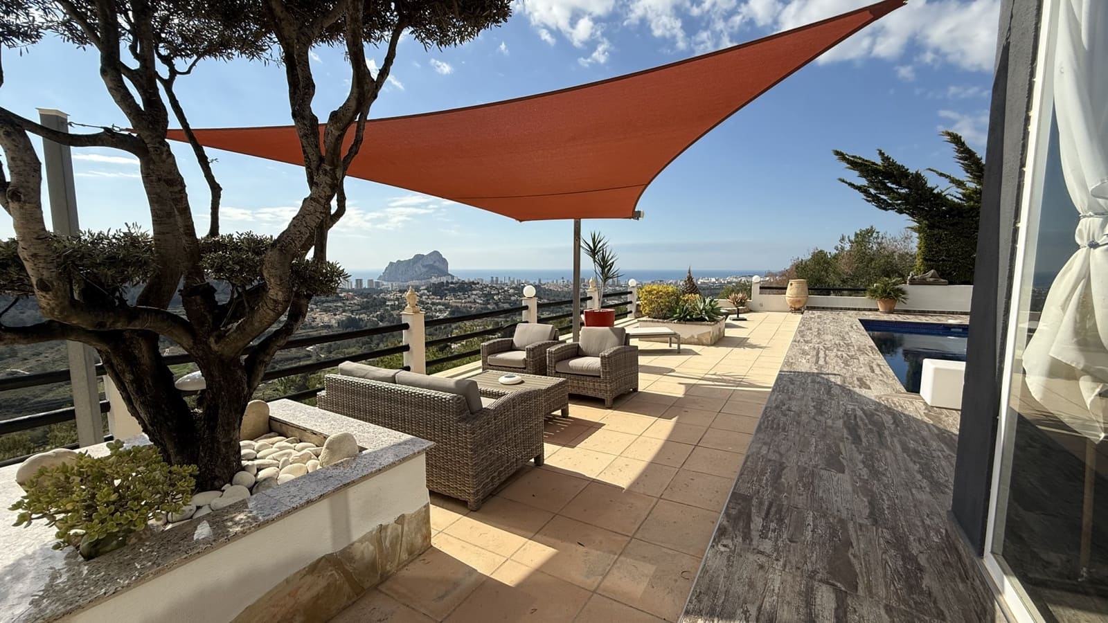 3 chambre Maison de Ville à vendre à Calpe / Calp avec piscine garage - 1 050 000 € (Ref: 9854734)