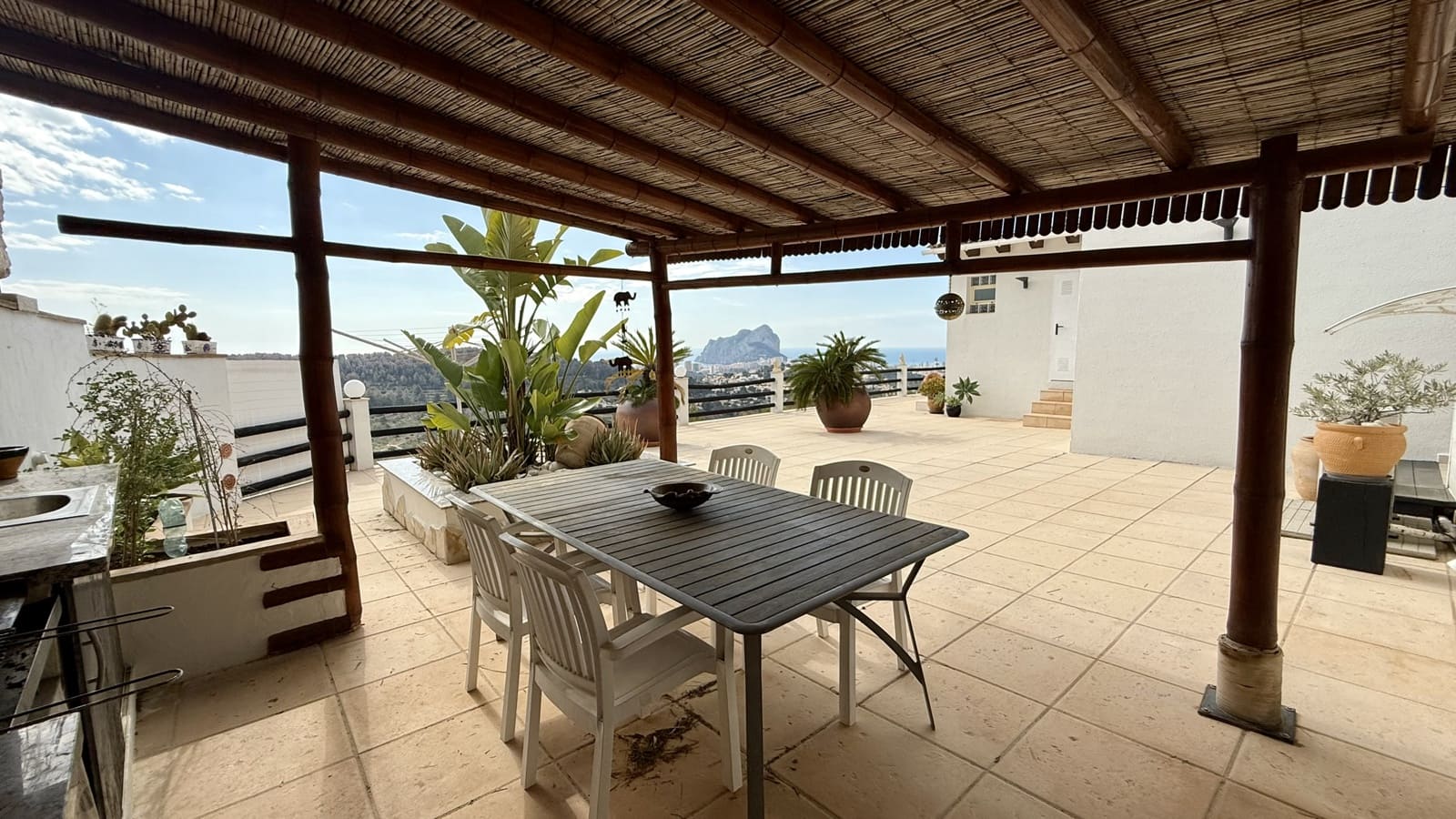 3 chambre Maison de Ville à vendre à Calpe / Calp avec piscine garage - 1 050 000 € (Ref: 9854734)