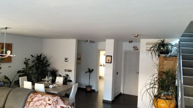 Casa de 4 habitaciones en Cometa - Carrió, Calpe / Calp en venta con piscina garaje - 950.000 € (Ref: 9854738)