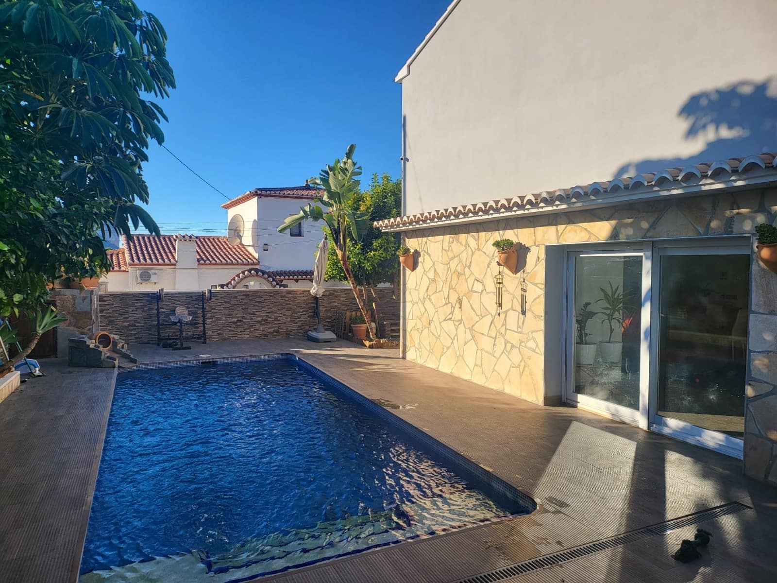Casa de 4 habitaciones en Calpe / Calp en venta con piscina garaje - 950.000 € (Ref: 9854738)