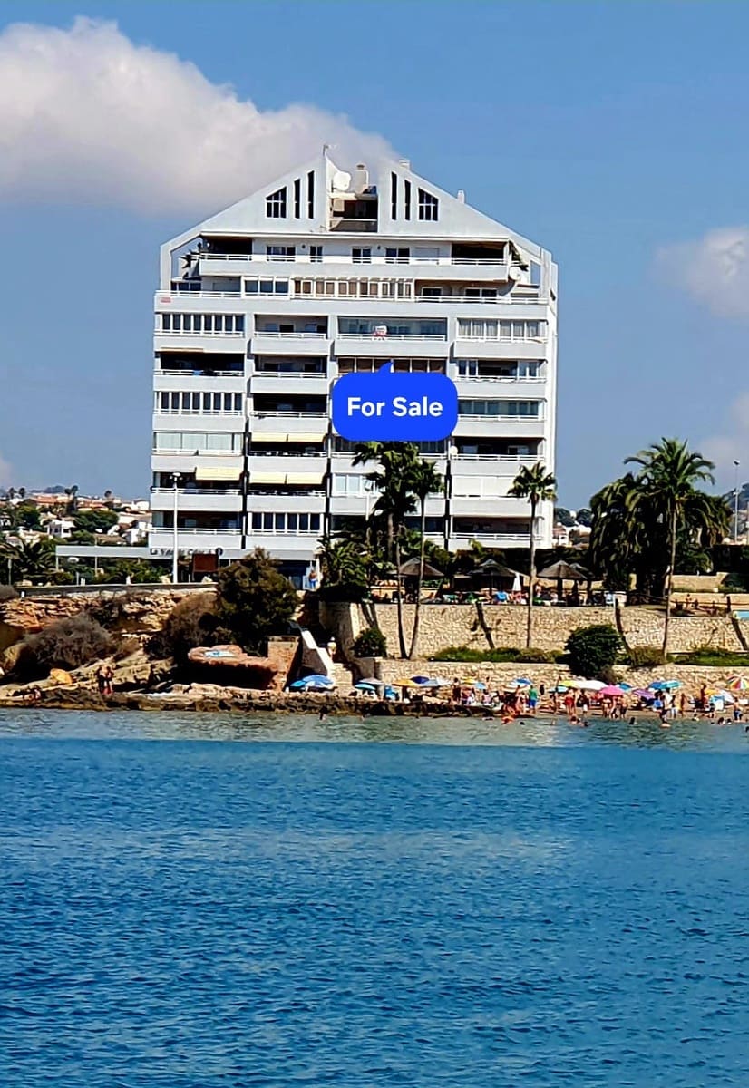 2 bedroom Apartment for sale in Calpe / Calp with garage - € 745,000 (Ref: 9858390)