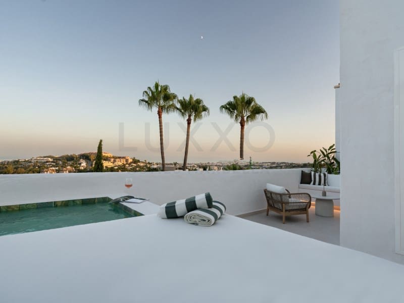 3 soverom Penthouse til salgs i Nueva Andalucia - € 1 795 000 (Ref: 9524608)