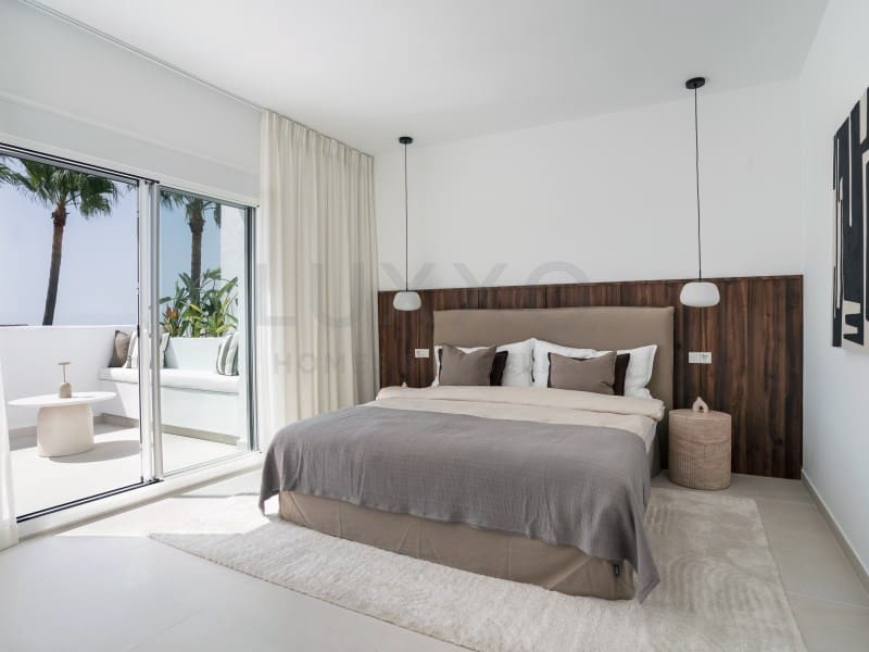 3 soverom Penthouse til salgs i Nueva Andalucia - € 1 795 000 (Ref: 9524608)