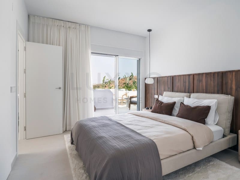 3 soverom Penthouse til salgs i Nueva Andalucia - € 1 795 000 (Ref: 9524608)