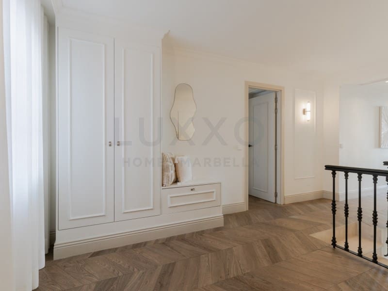 4 sovrum Lägenhet till salu i La Quinta - 1 195 000 € (Ref: 9524609)