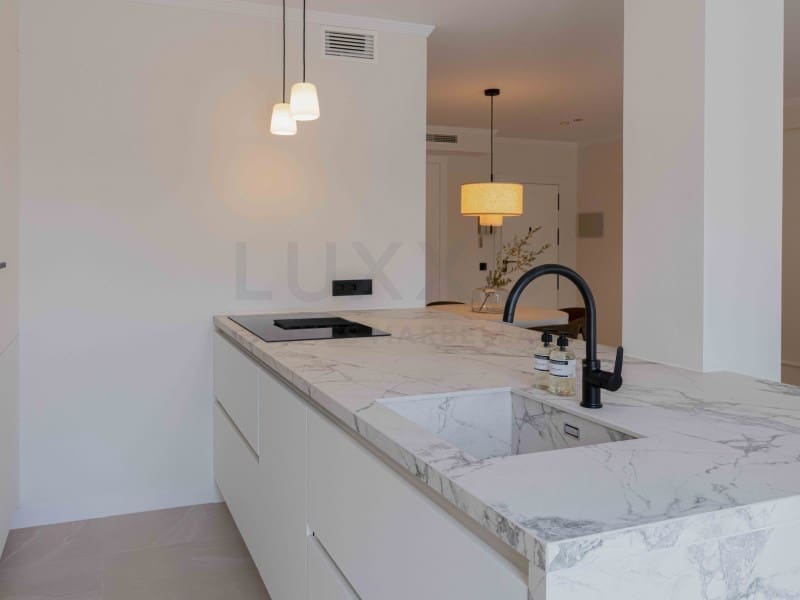 3 slaapkamer Appartement te koop in Benahavis met zwembad garage - € 849.000 (Ref: 9524611)