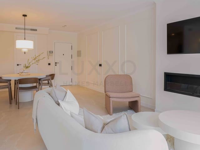 3 sypialnia Apartament na sprzedaż w Los Arqueros - Puerto del Almendro, Benahavís z basenem garażem - 849 000 € (Ref: 9524611)