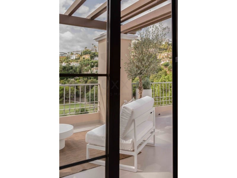 3 slaapkamer Appartement te koop in Benahavis met zwembad garage - € 849.000 (Ref: 9524611)