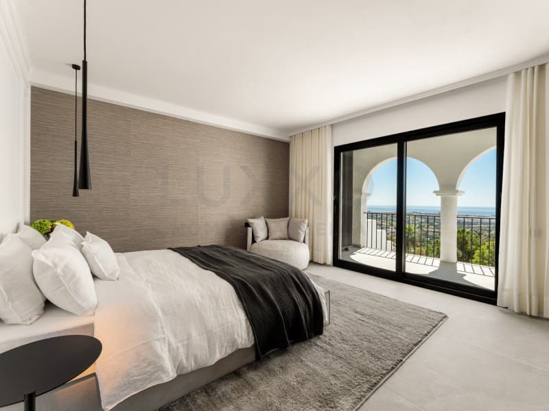 3 sovrum Lägenhet till salu i El Madronal med pool - 1 350 000 € (Ref: 9524612)