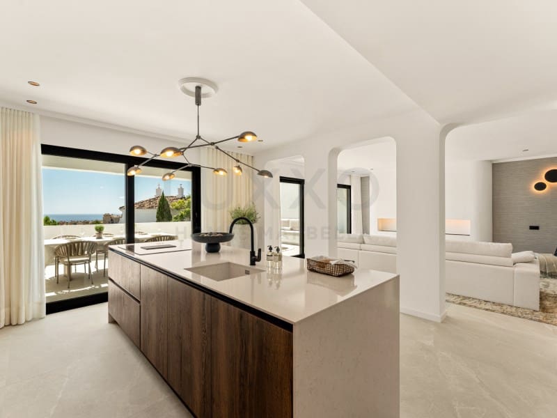 3 sovrum Lägenhet till salu i El Madronal med pool - 1 350 000 € (Ref: 9524612)