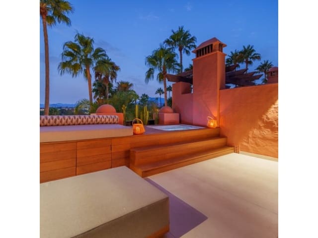 4 soveværelse Penthouse til salg i Golden Mile, Marbella med garage - € 2.150.000 (Ref: 9524613)