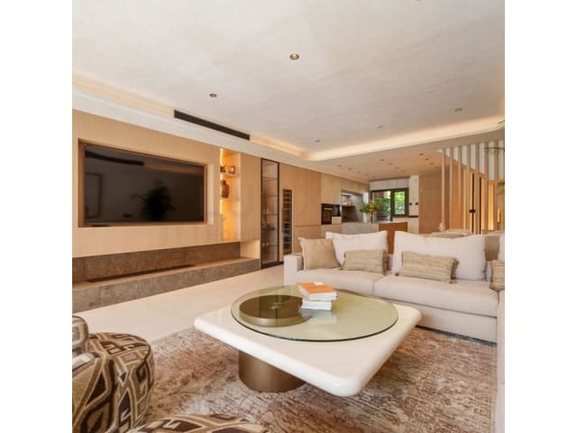 4 soveværelse Penthouse til salg i Golden Mile, Marbella med garage - € 2.150.000 (Ref: 9524613)