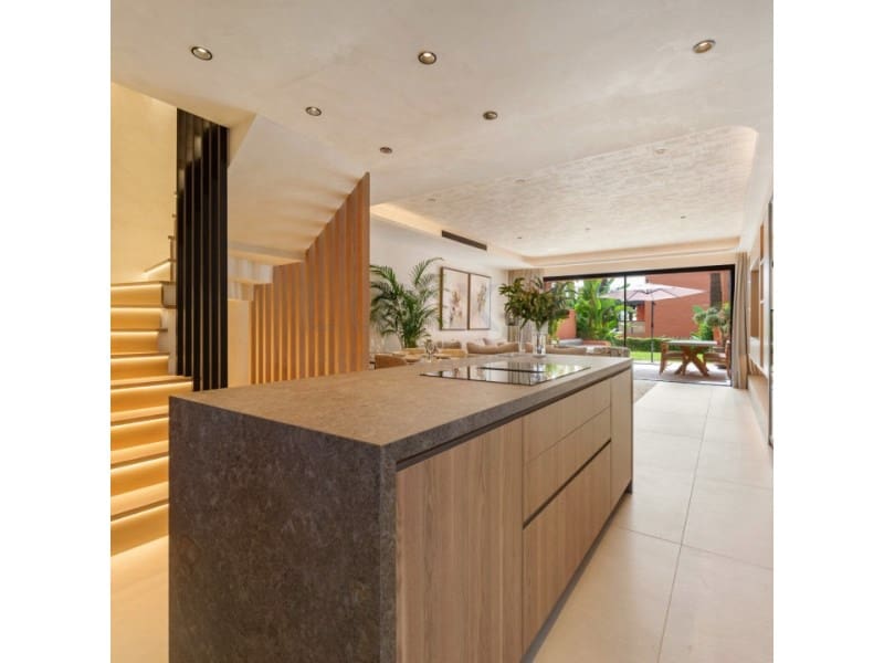 4 soveværelse Penthouse til salg i Golden Mile med garage - € 2.150.000 (Ref: 9524613)