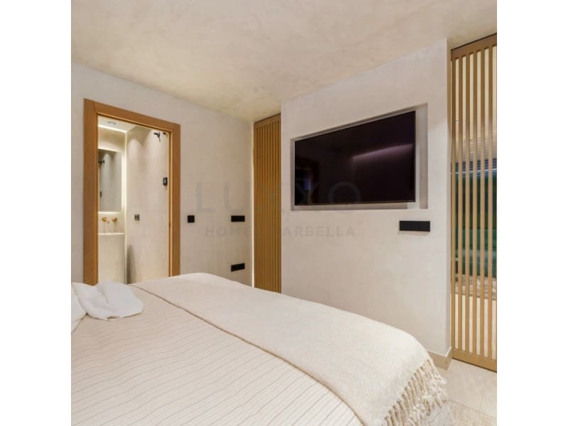 4 soveværelse Penthouse til salg i Golden Mile med garage - € 2.150.000 (Ref: 9524613)