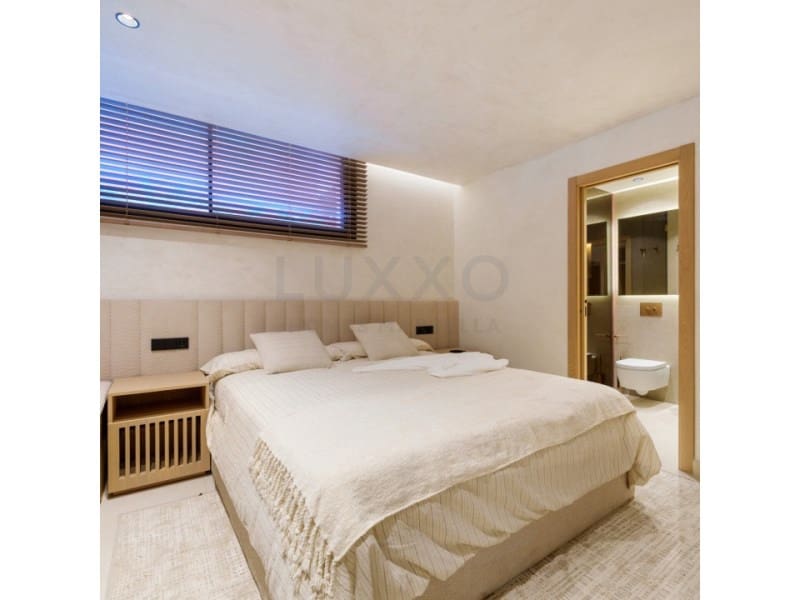 4 soveværelse Penthouse til salg i Golden Mile med garage - € 2.150.000 (Ref: 9524613)