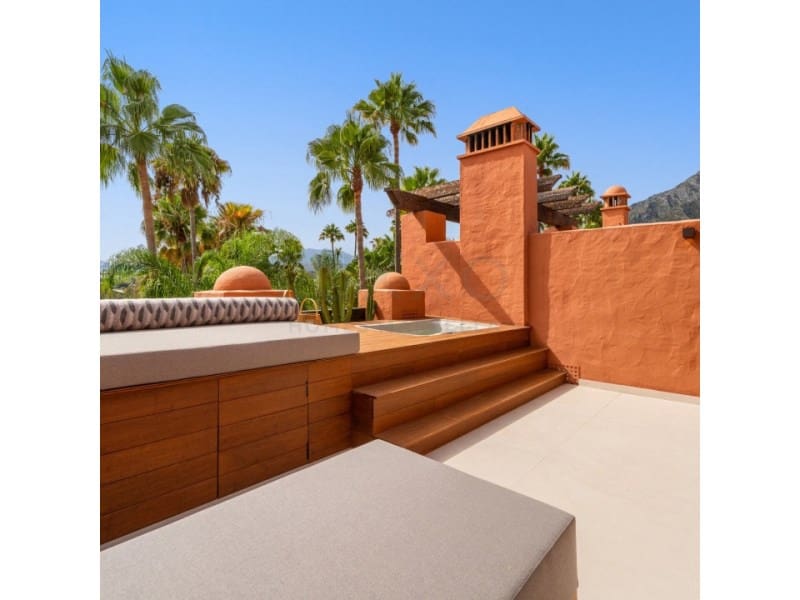 4 soveværelse Penthouse til salg i Golden Mile med garage - € 2.150.000 (Ref: 9524613)