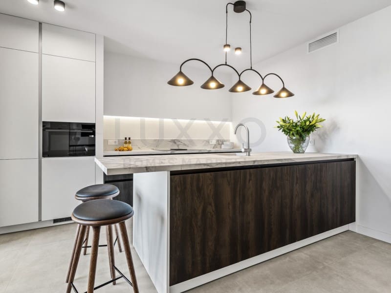 2 slaapkamer Appartement te koop in Benahavis met garage - € 675.000 (Ref: 9524614)