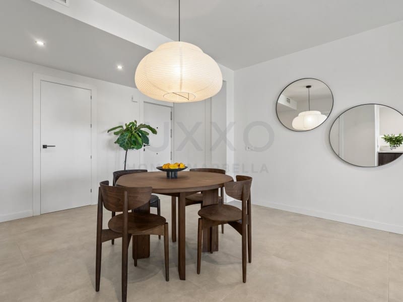 2 slaapkamer Appartement te koop in Benahavis met garage - € 675.000 (Ref: 9524614)