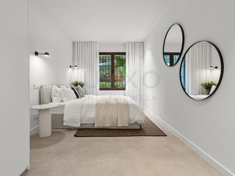 2 slaapkamer Appartement te koop in Benahavis met garage - € 675.000 (Ref: 9524614)